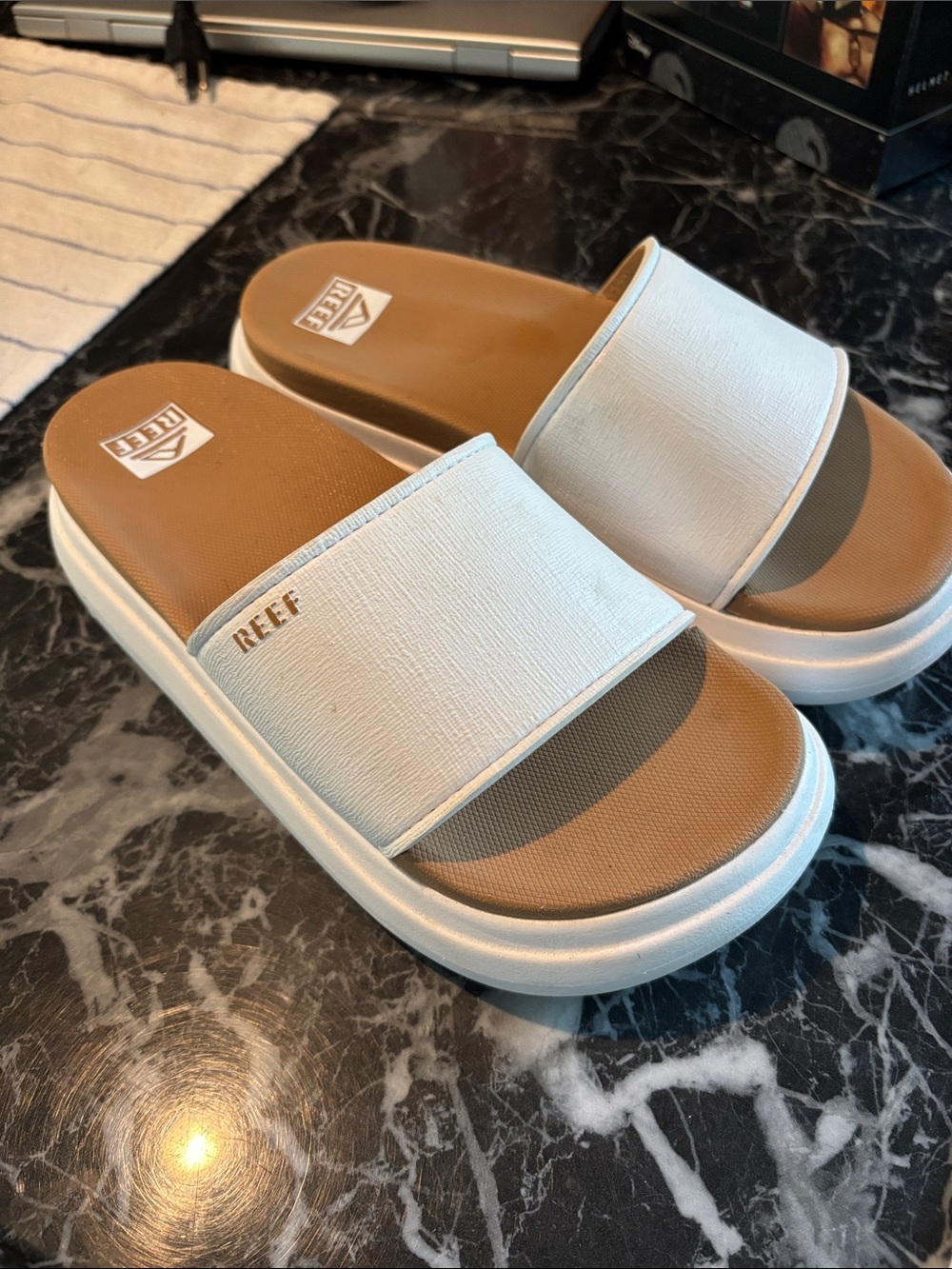 Reef Women’s White and Tan Slide Sandals